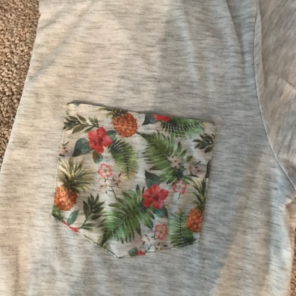 Pocket tee - Picture 3 of 3